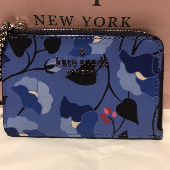 kate spade Handbags - 🆕🤩Low Price Kate Spade ♠️ Blue Zip Card Holder
